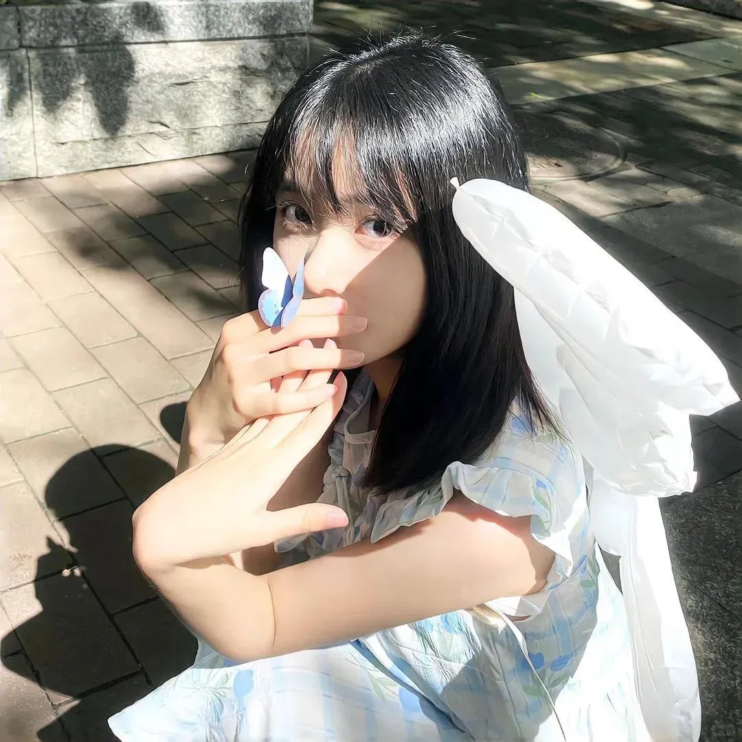 玛丽莲有深黑之眸